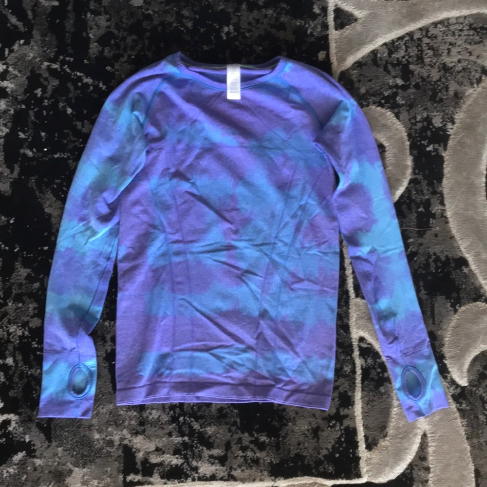 Long sleeve tee